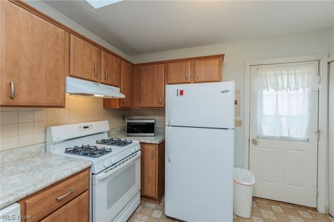 Tiny photo for 2217 Heather Lane #5, Twinsburg, OH 44087 (MLS # 5187456)