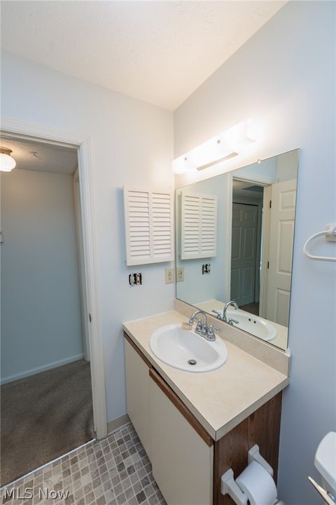 Tiny photo for 2217 Heather Lane #5, Twinsburg, OH 44087 (MLS # 5187456)