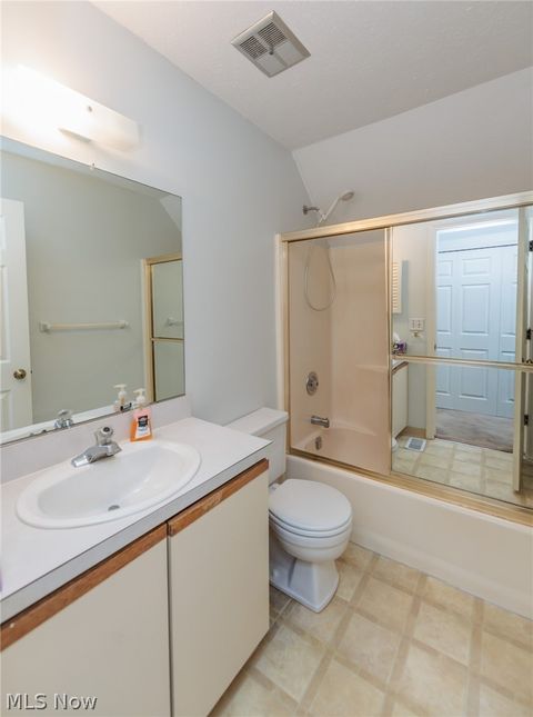 Tiny photo for 2217 Heather Lane #5, Twinsburg, OH 44087 (MLS # 5187456)