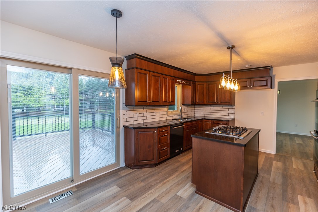 Green Mdws Ph I - Residential Lease