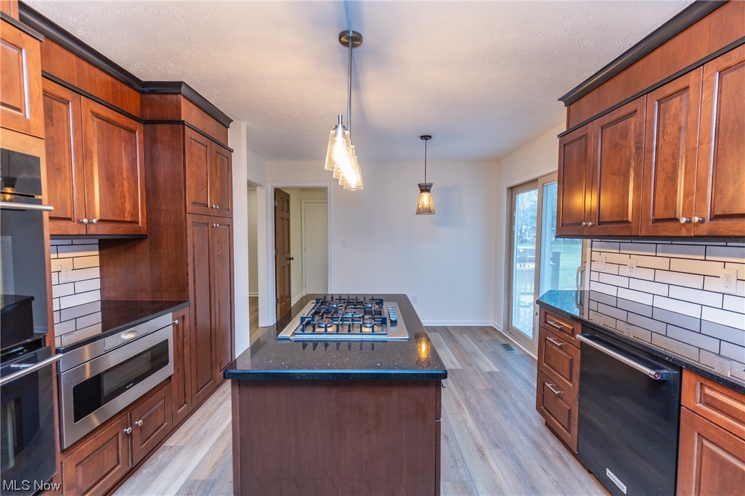 Green Mdws Ph I - Residential Lease