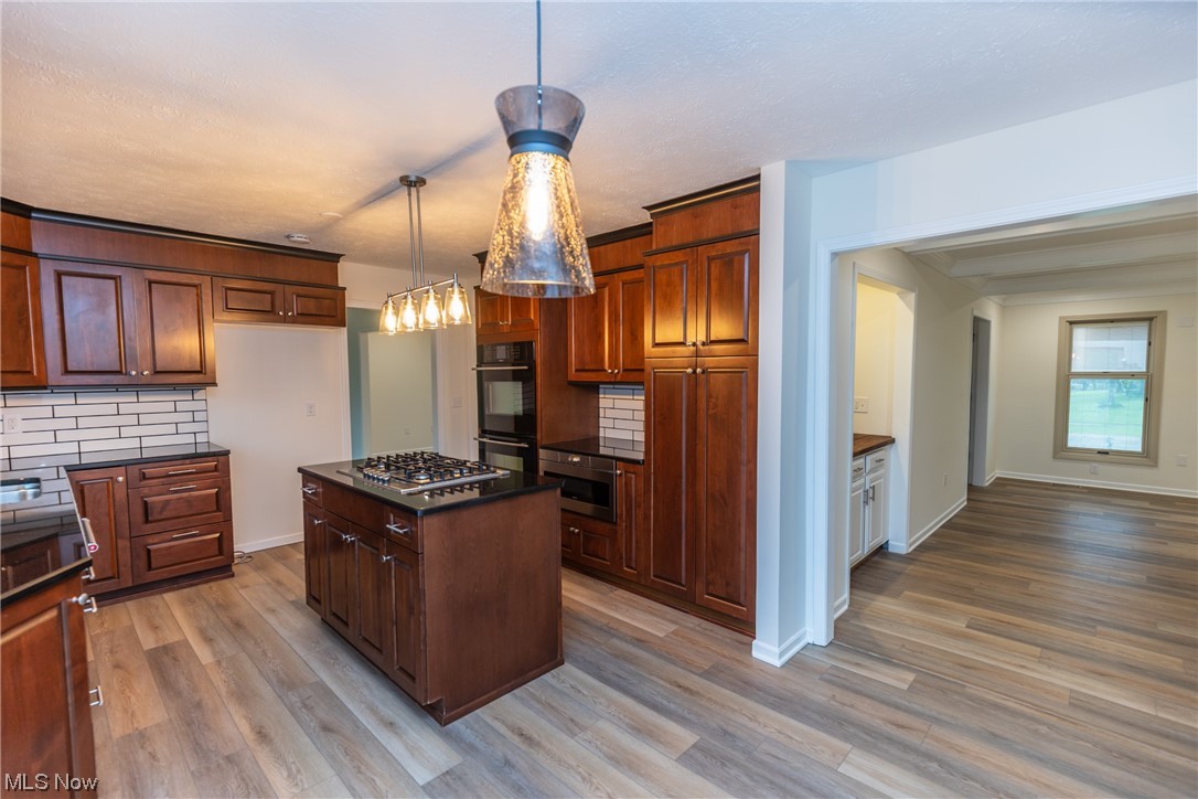 Green Mdws Ph I - Residential Lease