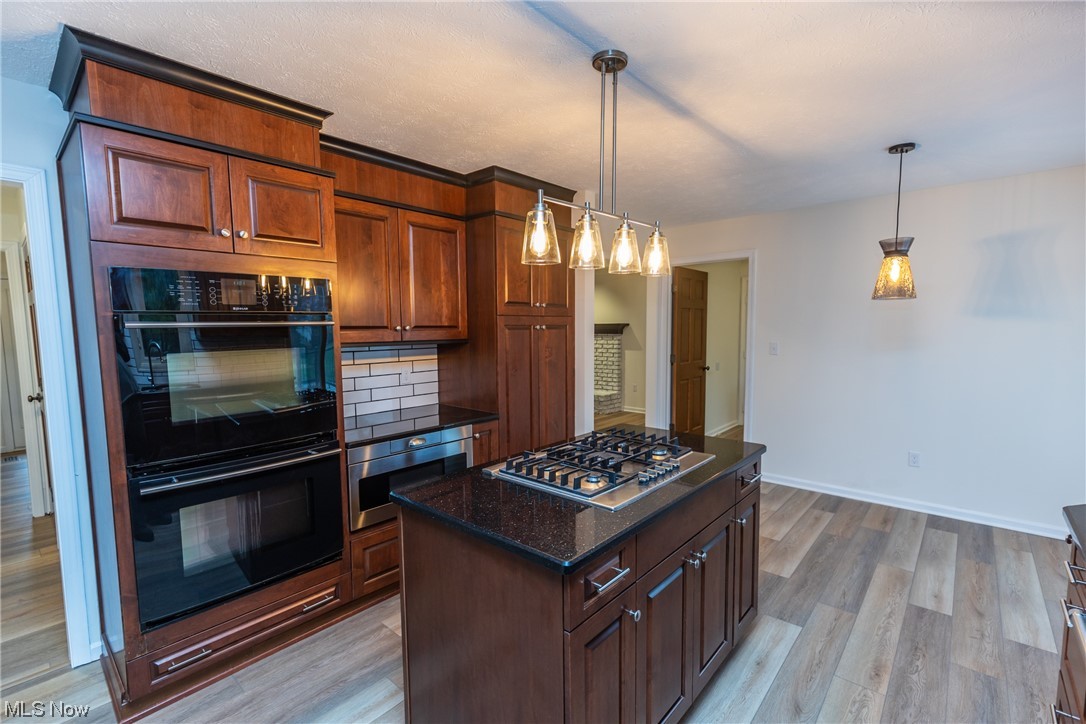 Green Mdws Ph I - Residential Lease