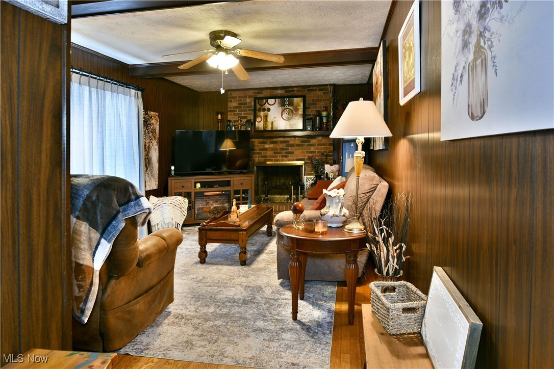 Red Oaks - Residential