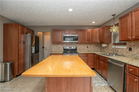 Tiny photo for 6526 Sugargrove Circle NE, Canton, OH 44721 (MLS # 5234005)