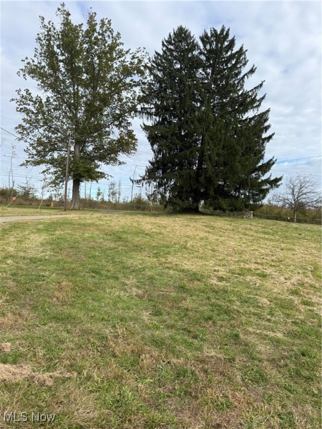 Photo of 1657 Ridge Road, Vienna, OH 44473 (MLS # 5154926)