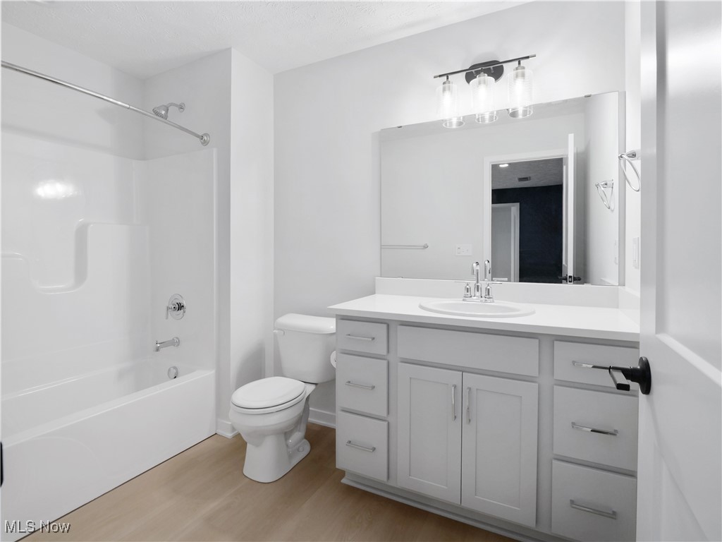 Broadview Heights Twnhms Sub - Residential