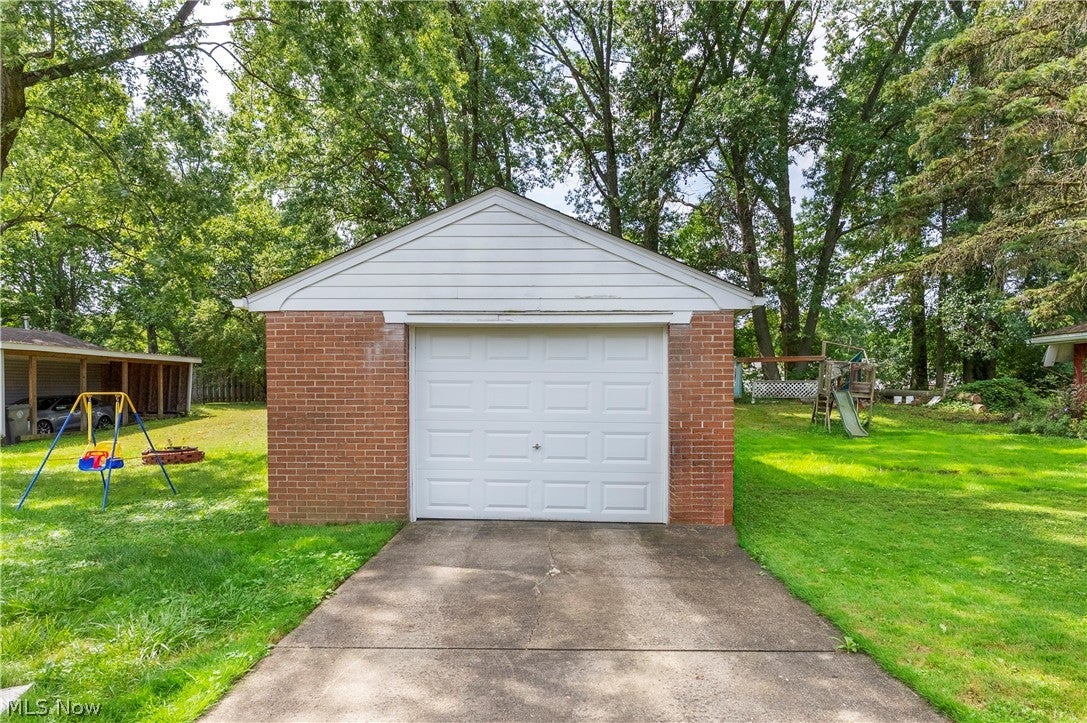 3235 Sunnybrooke