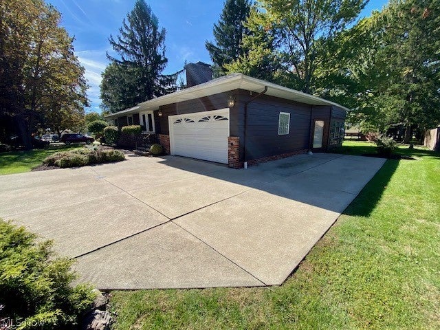 8260 Craig Lane