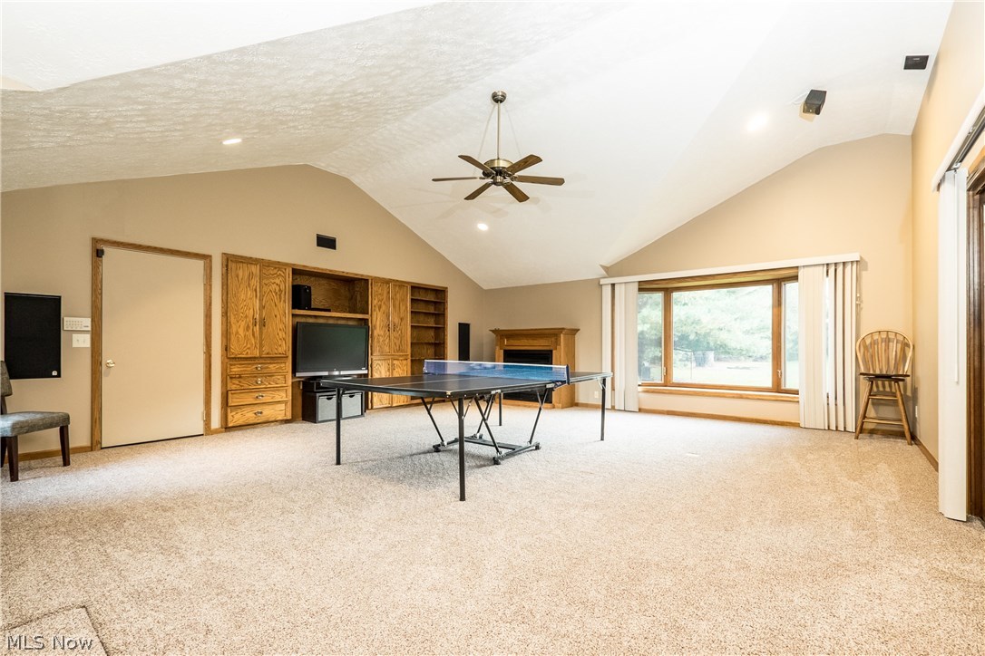 Ackermans - Residential