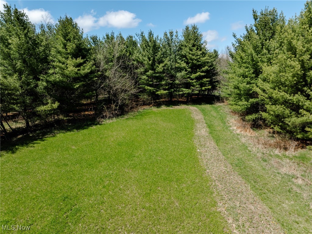 5742 Hilltop Drive, Strasburg, Ohio image 7