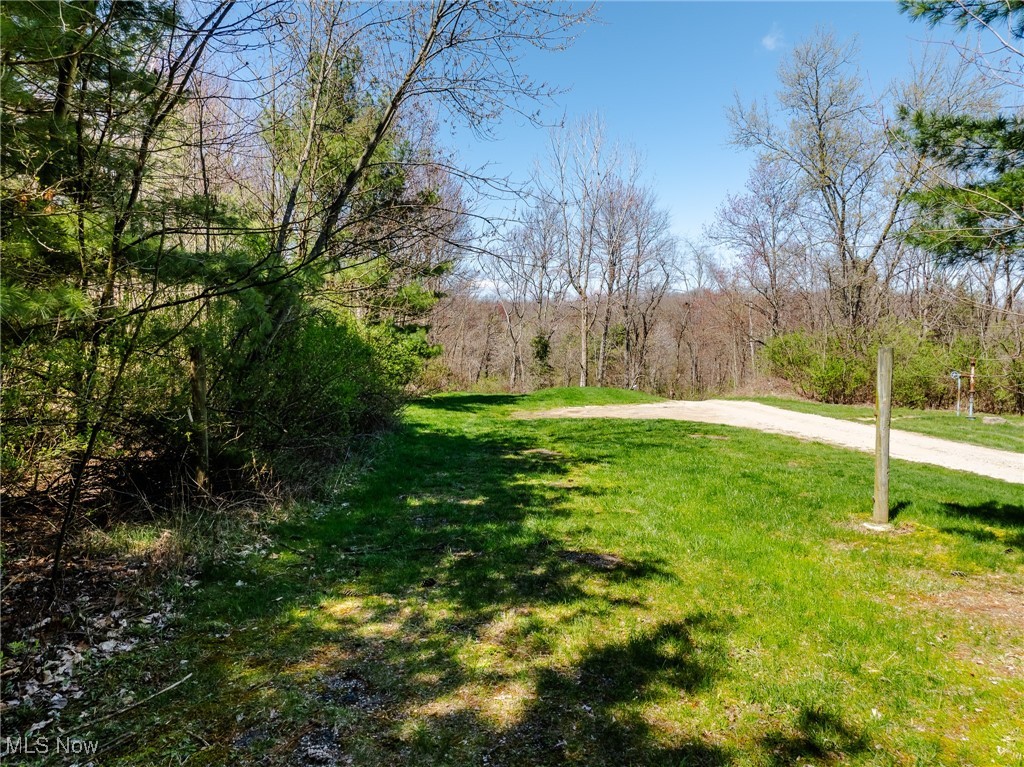 5742 Hilltop Drive, Strasburg, Ohio image 6