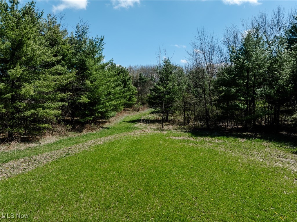 5742 Hilltop Drive, Strasburg, Ohio image 25