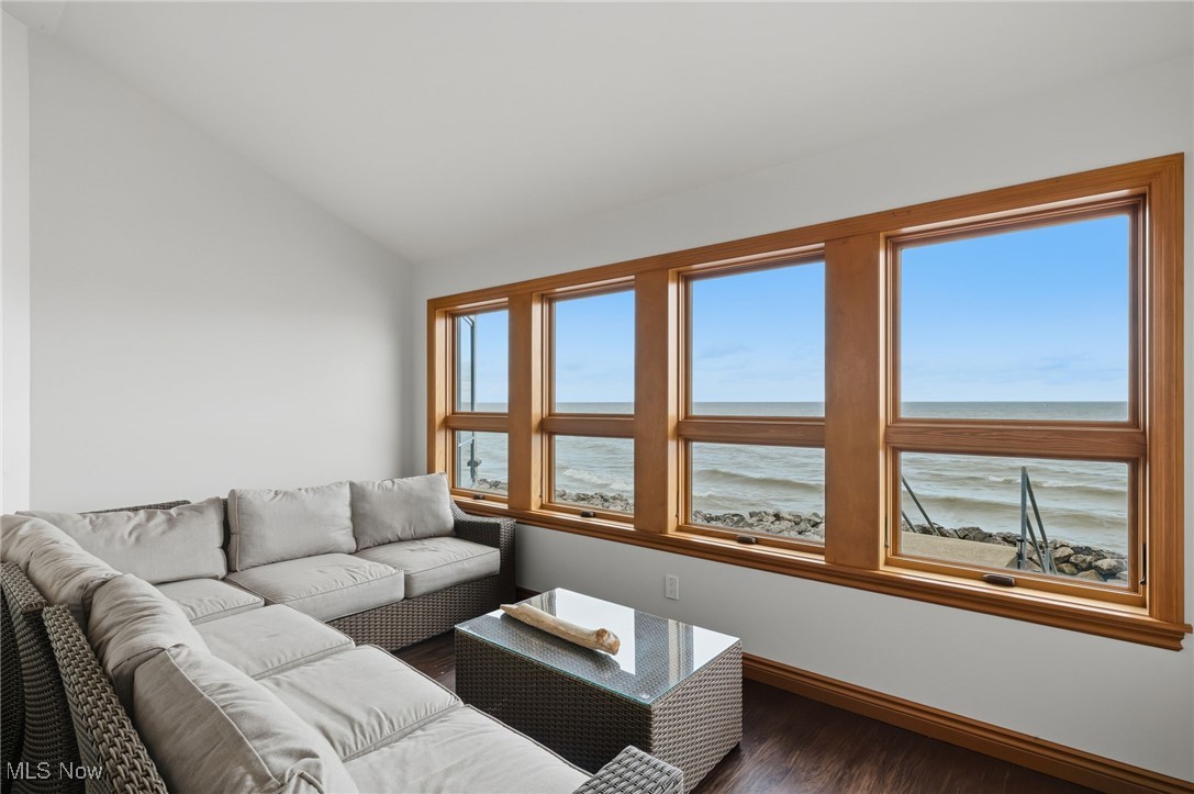 Longbeach Park - Residential Lease