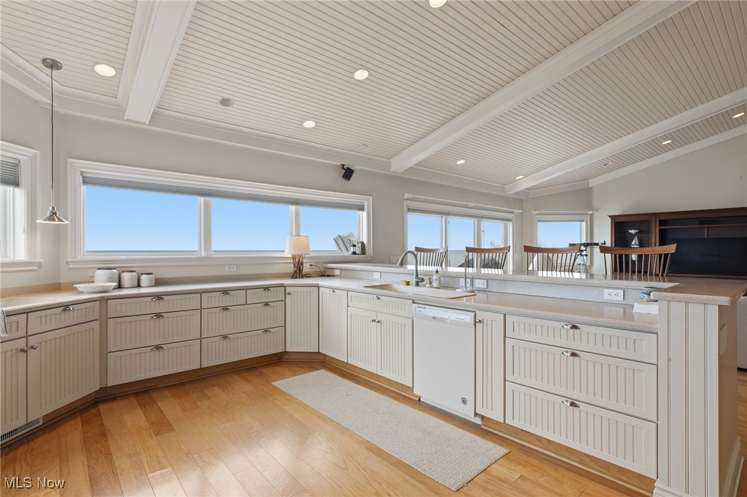 Longbeach Park - Residential Lease