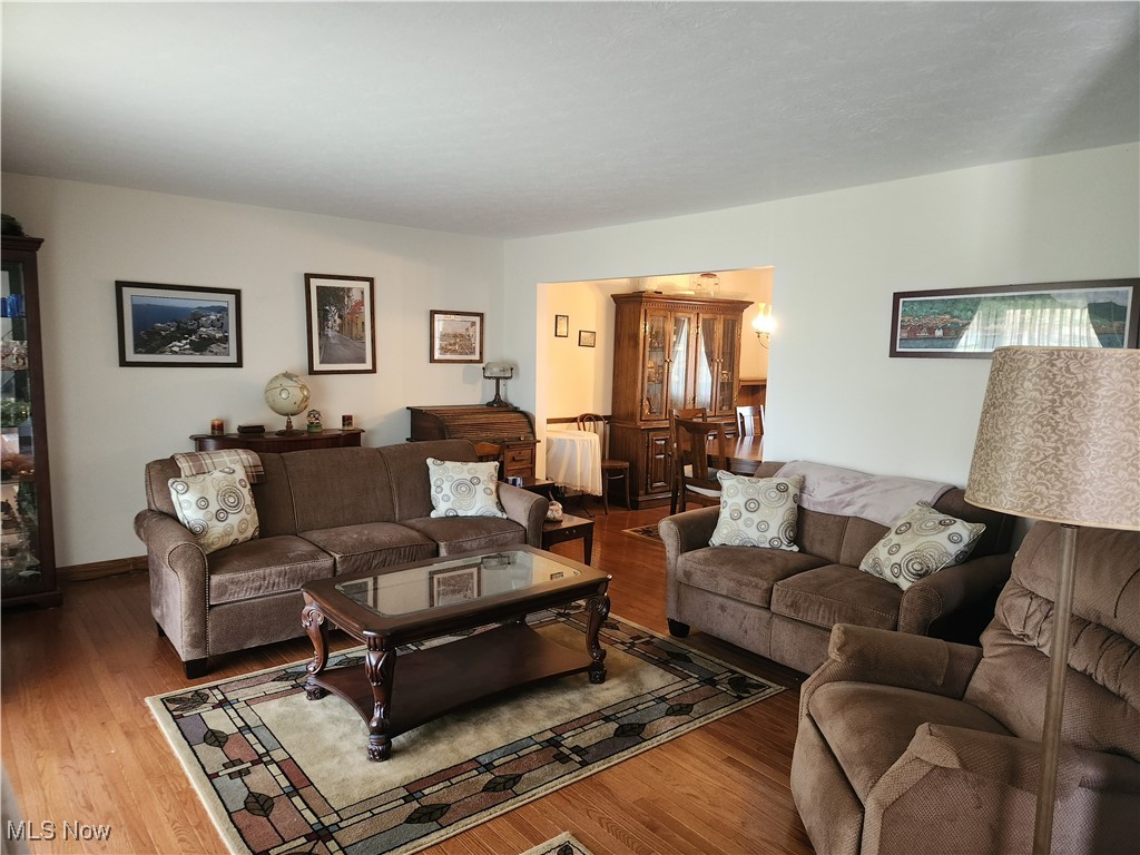 4160 Tudor Avenue, Brunswick, Ohio image 3