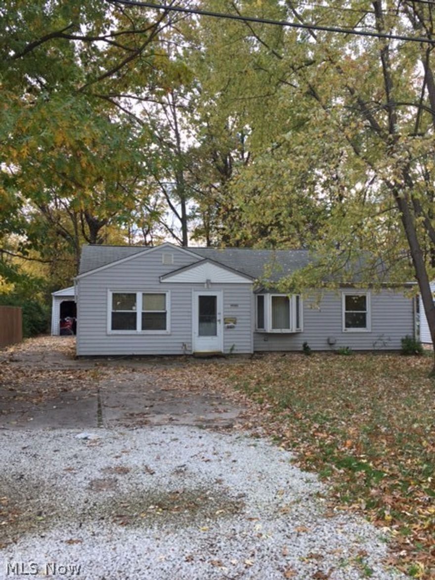 Fixer Upper!  This home needs to be completely re-habbed.