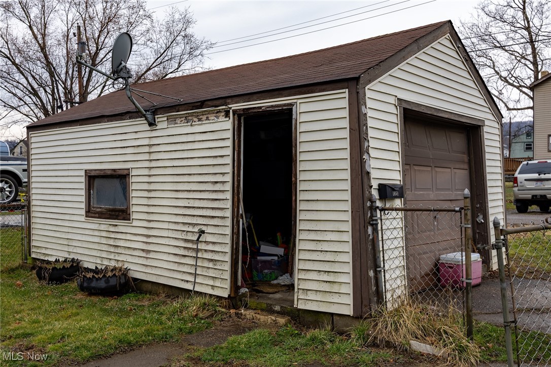 1651 Cleveland Avenue, East Liverpool, Ohio image 6