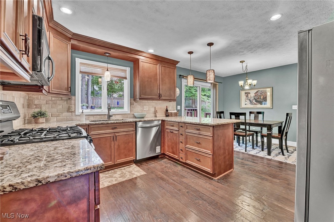 13483 Tradewinds Drive, Strongsville, Ohio image 9