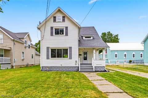 Homes For Sale - 1415 W 9th Street<br/> Ashtabula, OH 44004