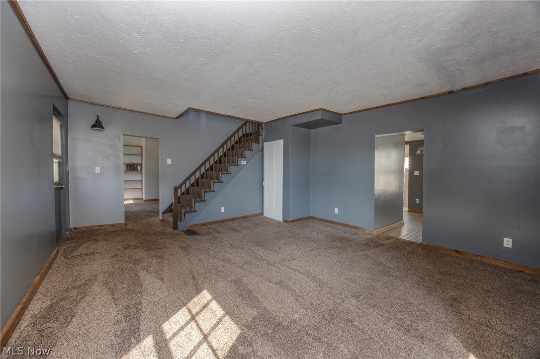 704 2nd Street