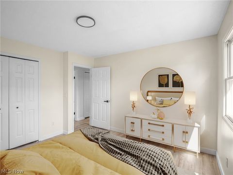 Tiny photo for 5196 Dickens Drive, Richmond Heights, OH 44143 (MLS # 5202578)