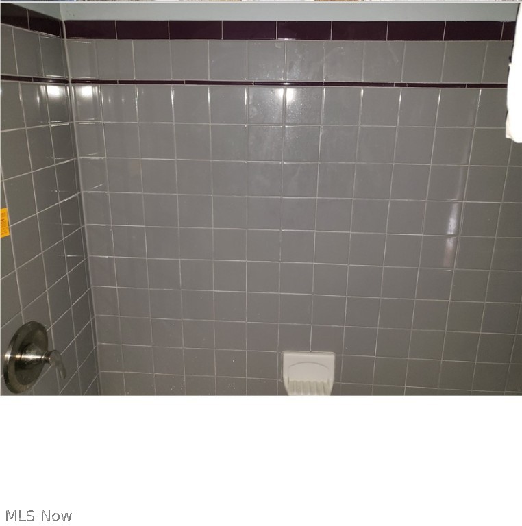 Shaker - Residential