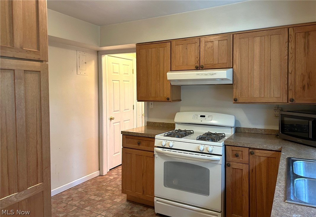 City/Willoughby Hills 03 - Residential