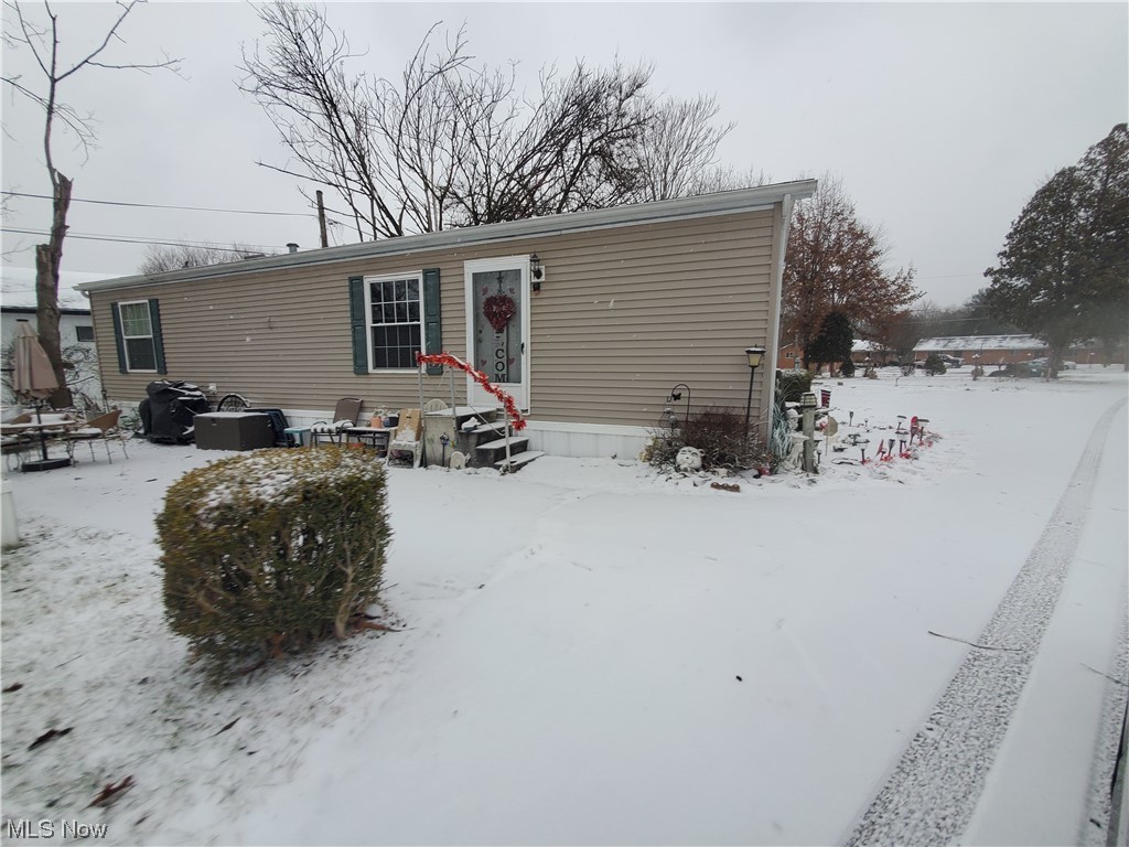 Mobile Home Park in EXCELENT North Zanesville location! 6 Mobile Home Lots with three currently leased and three vacant lots. All three lots have tenant owned homes with long term tenants and are currently leased for a total of $740.00 per month. Lot leases are currently under market value so there is a potential for increases as well as the opportunity to lease out the remaining 3 lots. Mobile Homes on leased lots are all tenant owned but the new owner can do whatever they choose with the remaining lots including bringing in their own home(s). Bring in your own mobiles and rent them out if you would like as this area commands premium rents. All lots have their own metered electric and gas hookups. Tenants pay for Electric, Gas (if applicable), and Trash. Owner pays Water and Sewer. Note, there is no sign on the property. Potential buyers will be able to walk the property during their inspection period, only after an offer has been accepted. Please note, this is for the park only, you will not own any of the mobiles currently on the property.