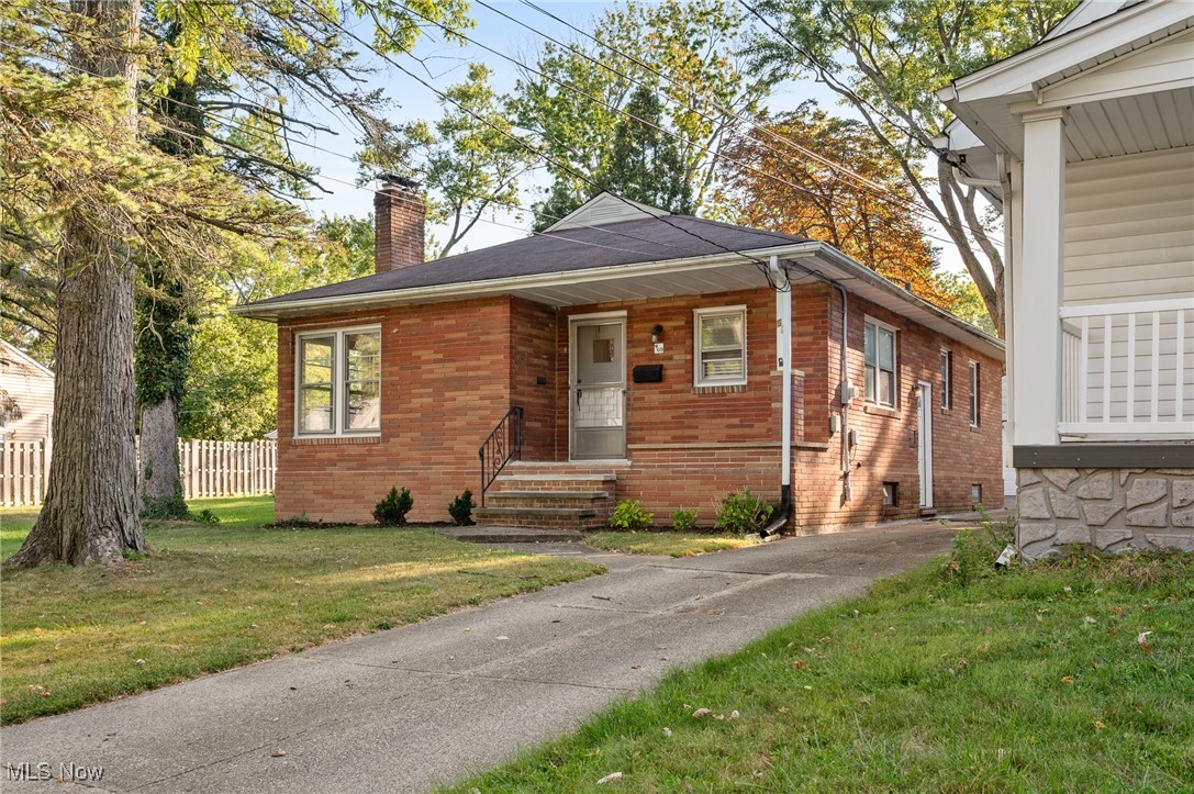Welcome to this charming 3 bedroom, 1 bath brick ranch. A perfect blend of classic style and opportunity. Step inside to find a well-maintained home with central air, a partially finished basement for extra living space or storage, and plenty of natural light.
Outside, you’ll love the size-able yard, ideal for gardening, entertaining, or just relaxing on a sunny afternoon. This home is move-in ready and just waiting for its next owner to bring their own design ideas and make it truly their own.
Located just minutes from Bedford Reservation, you’ll enjoy quick access to hiking trails, golf courses, and nature, while still being close to schools, shopping, dining, and major highways.