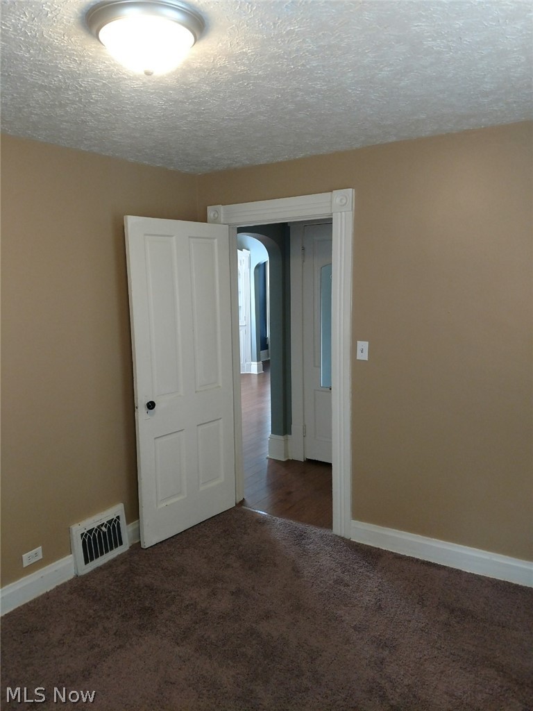 Portage 02 - Residential Lease