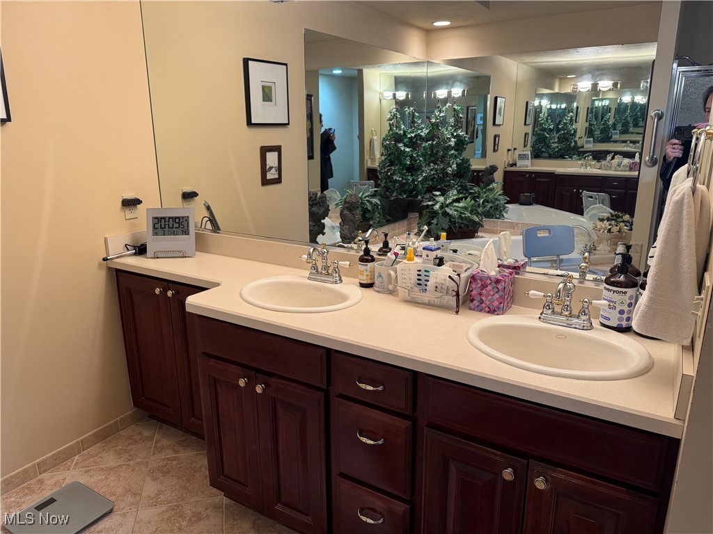 4370 Sir John Avenue, North Royalton, Ohio image 10