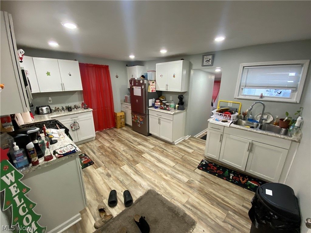 Photo of 2251 W 67th Street, Cleveland, OH 44102 (MLS # 5207682)