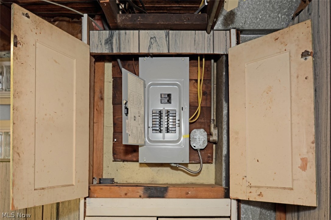 Crawford Land Companys 05 - Residential