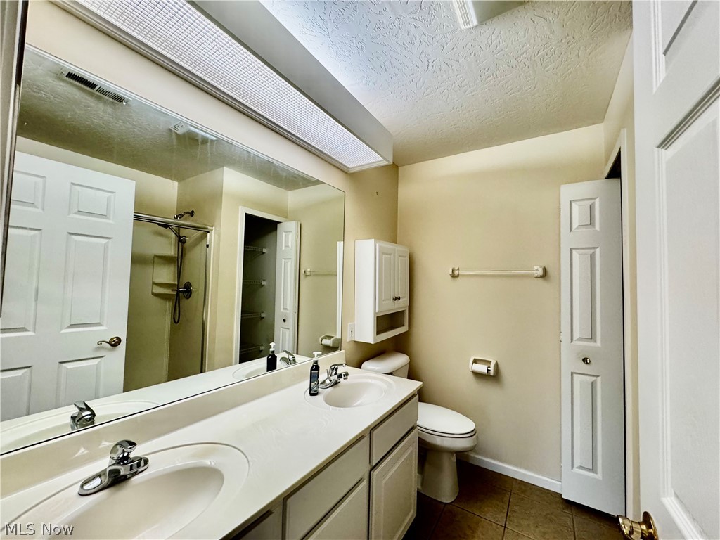 Villas/Chapel Hill Condo Ph 02 - Residential