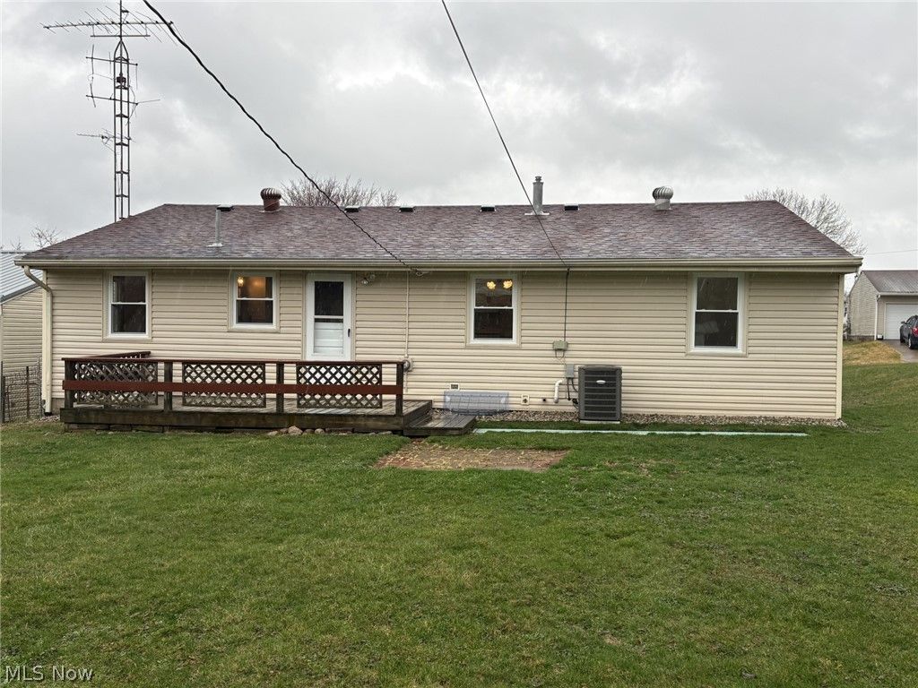 Photo of 549 NW Montrose Avenue NW, Massillon, OH 44646 (MLS # 5192691)