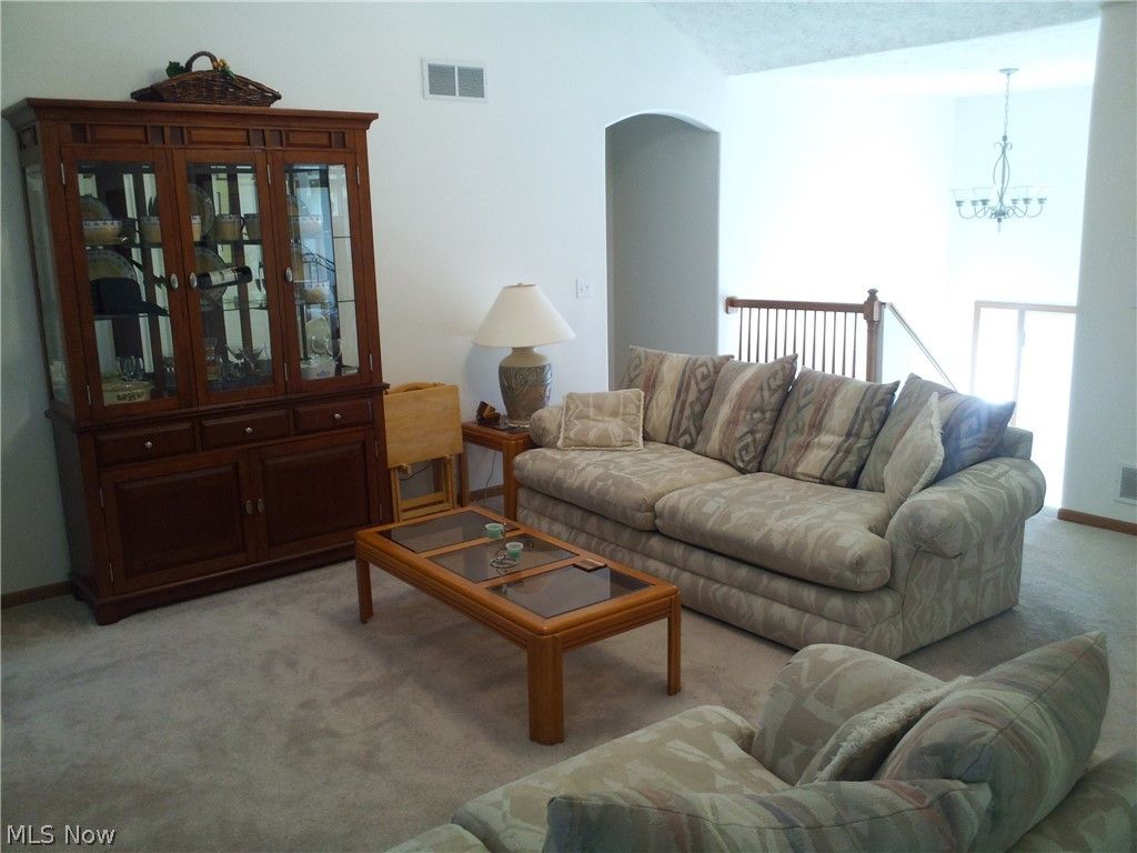 Photo of 1231 Honodle Avenue, Akron, OH 44305 (MLS # 5207183)