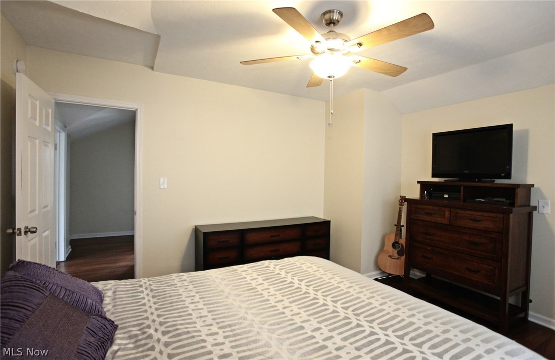 Riverside Drive - Residential