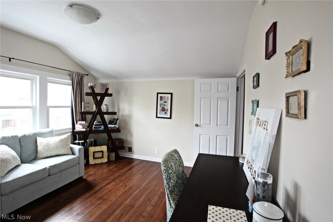 Riverside Drive - Residential