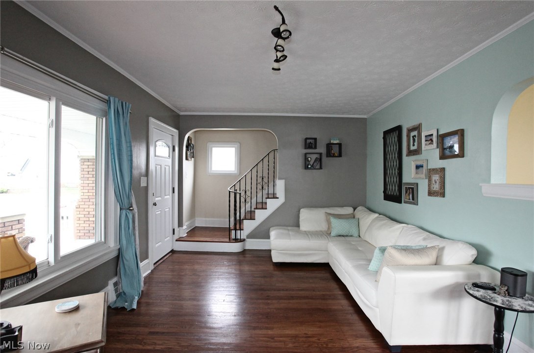 Riverside Drive - Residential