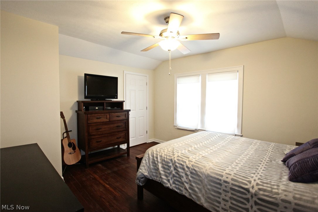 Riverside Drive - Residential