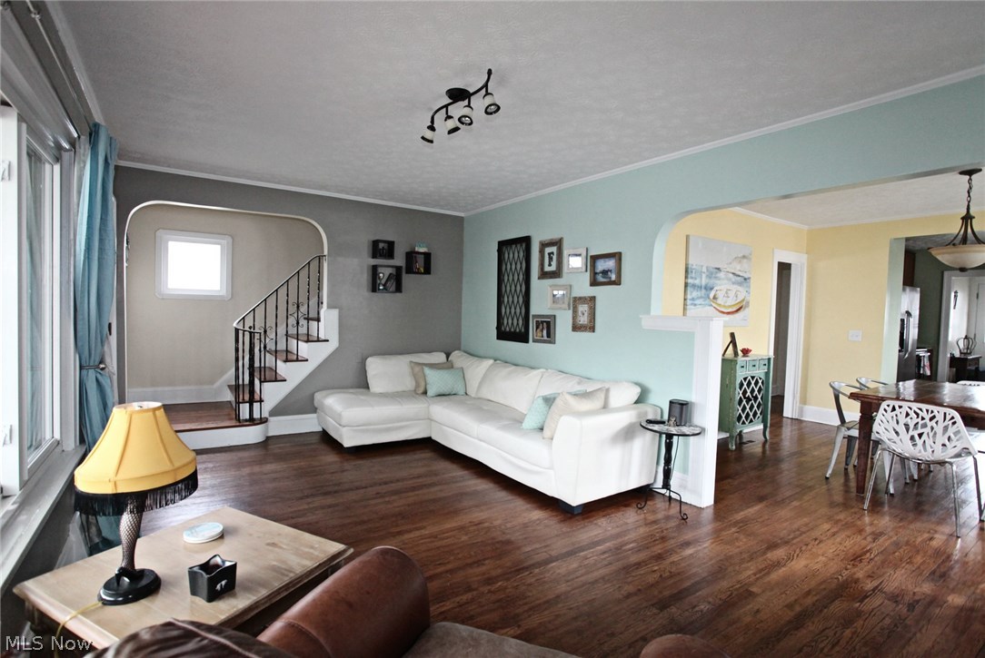 Riverside Drive - Residential