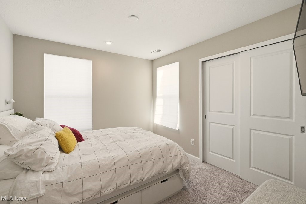 Renaissance Pk/Geauga Lake West- - Residential