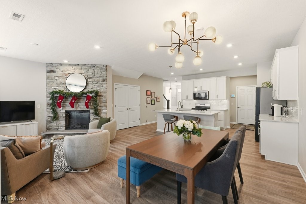 Renaissance Pk/Geauga Lake West- - Residential