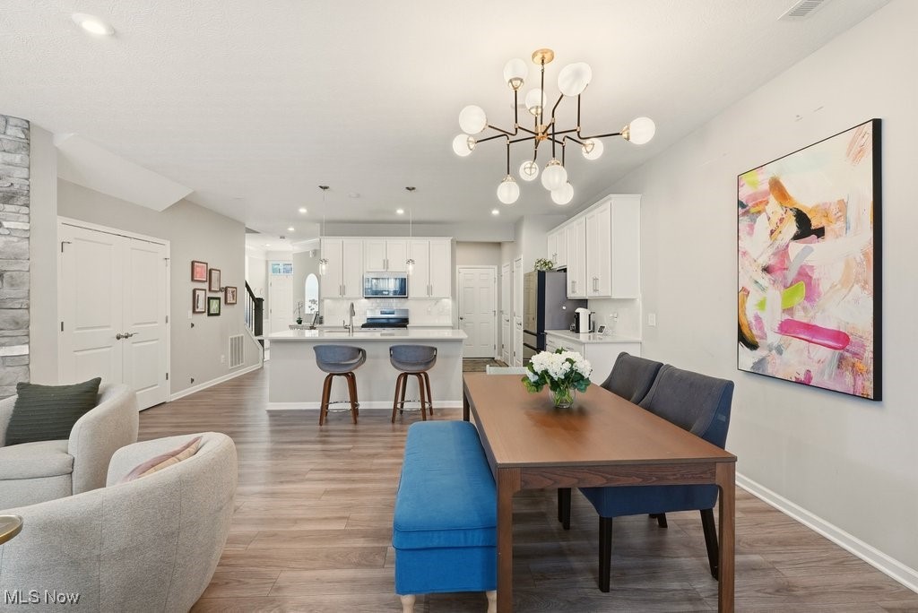 Renaissance Pk/Geauga Lake West- - Residential