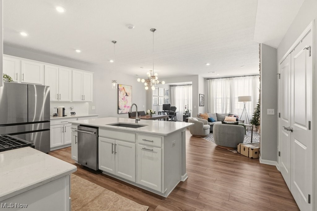 Renaissance Pk/Geauga Lake West- - Residential