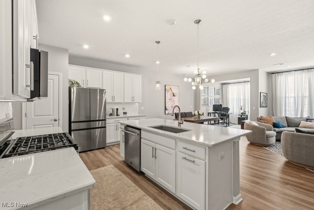 Renaissance Pk/Geauga Lake West- - Residential