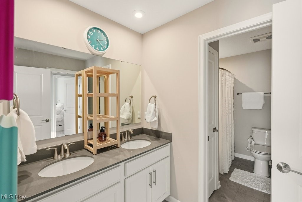 Renaissance Pk/Geauga Lake West- - Residential