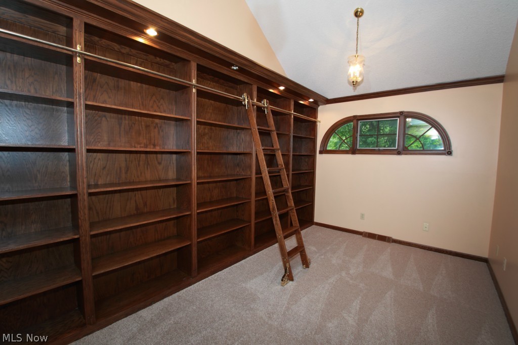 Irish Oaks - Residential