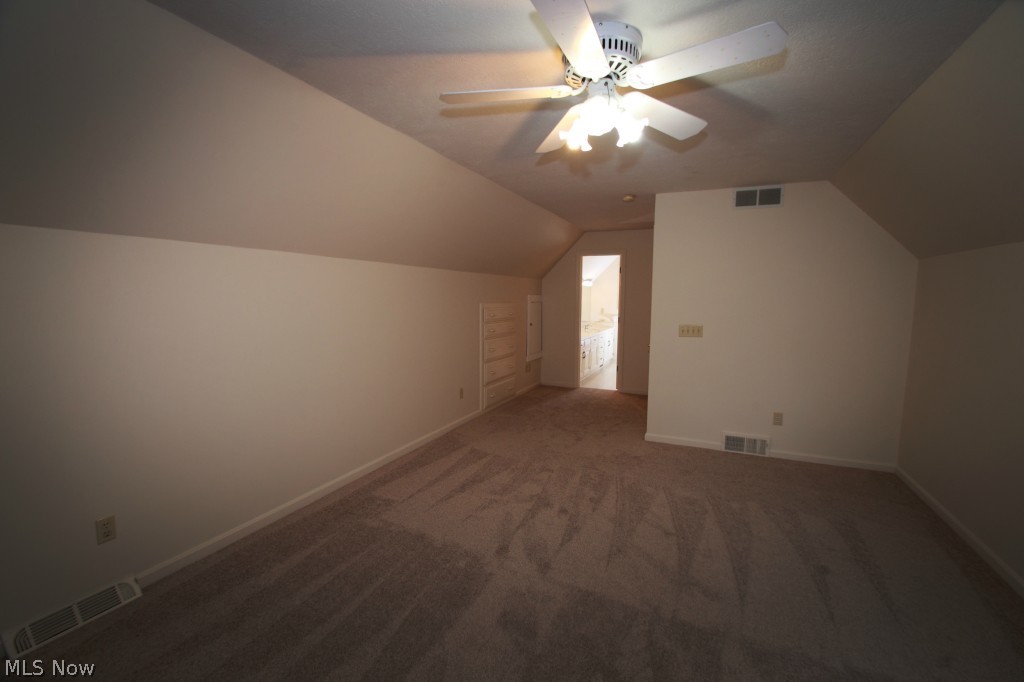 Irish Oaks - Residential